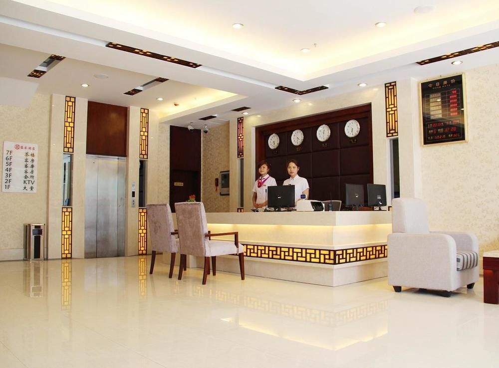 Chengdu Ronghome Hotel Exteriör bild
